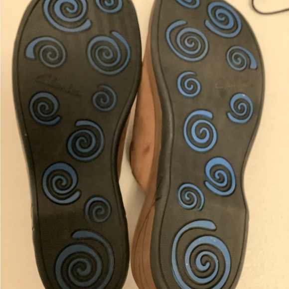 Clarks shoes - Picture 3 of 4